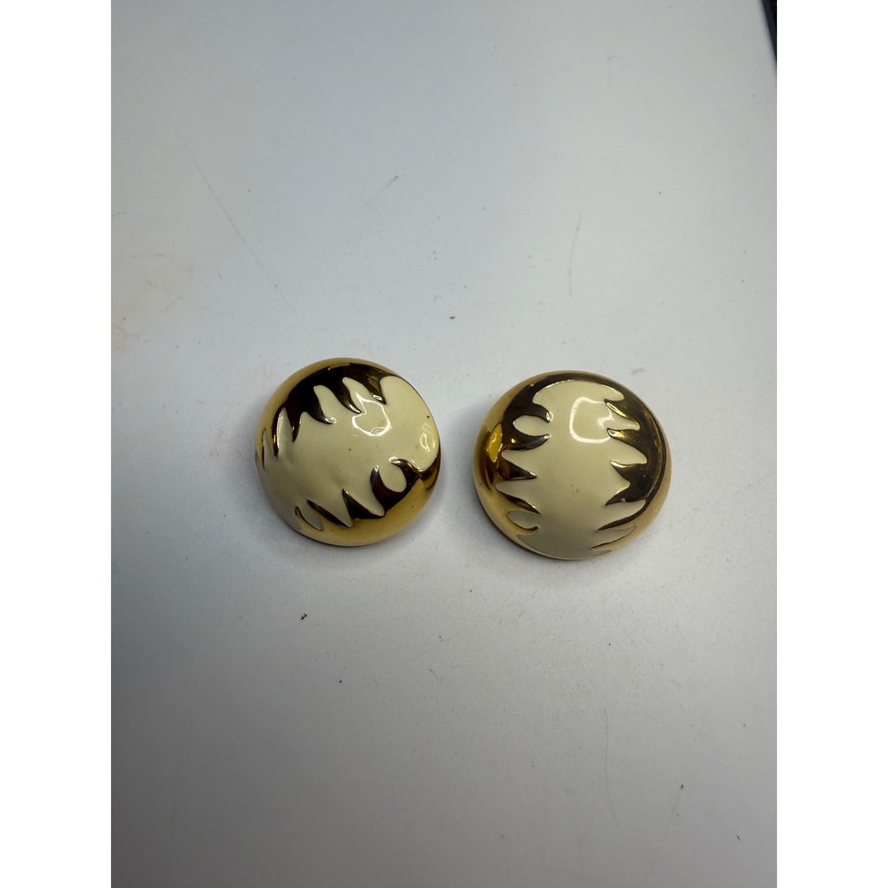 Monet Gold Tone Cream Enamel Abstract Flame Dome Button Clip On Earrings